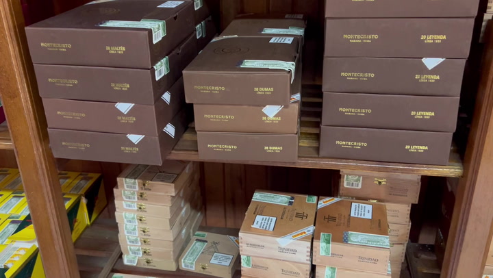 Cigar Shopping In Cuba: Club Habana
