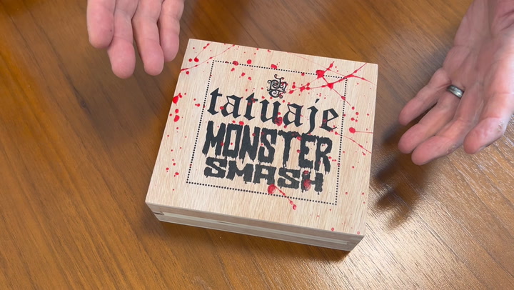 Unboxing Tatuaje Monster Smash Sampler