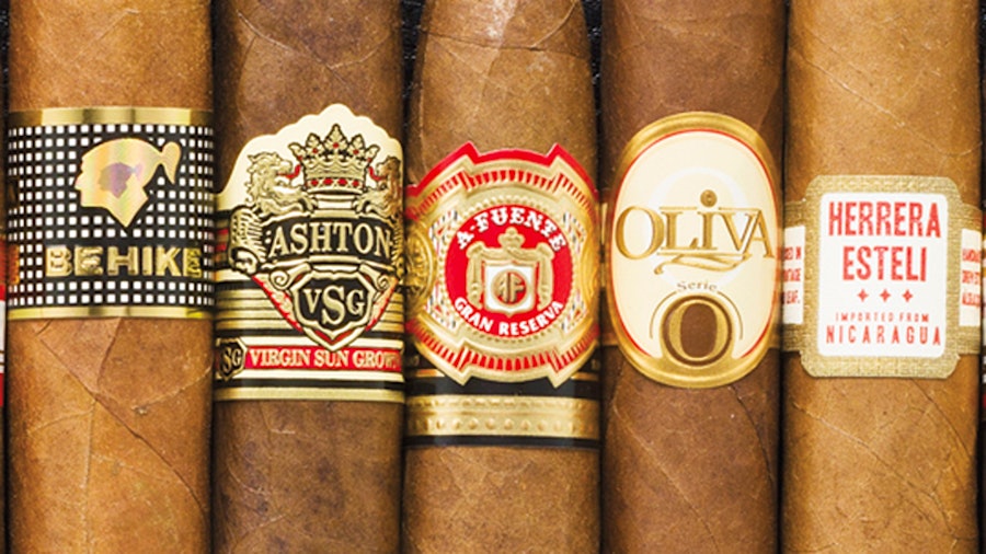 Should I Remove The Band On My Cigar While Smoking?