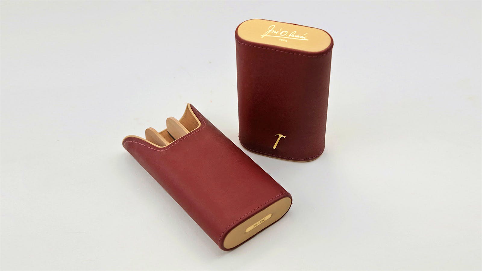 Padrón's three-finger Little Hammer case retails for $350.