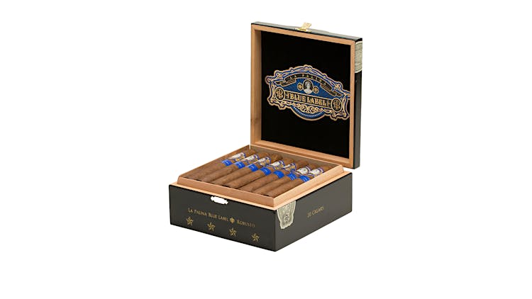 New La Palina Blue Label Sizes Head to Stores