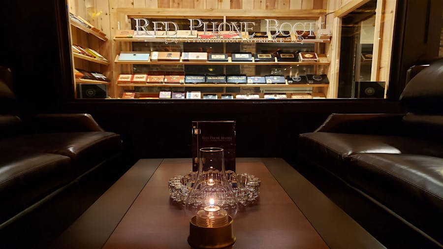 Review: Red Phone Booth, Nashville, Tennessee