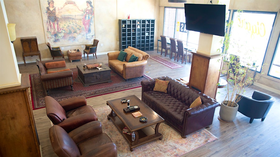 Ash Cigar Lounge, Los Angeles