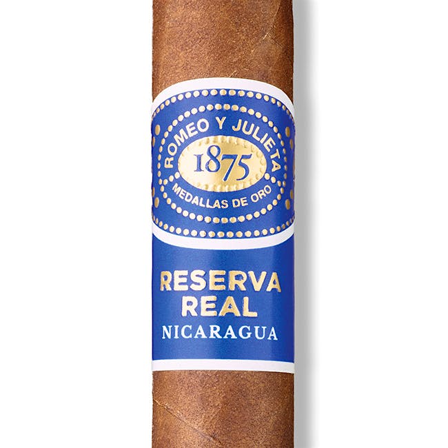 Romeo y Julieta Reserva Real Nicaragua Churchill
