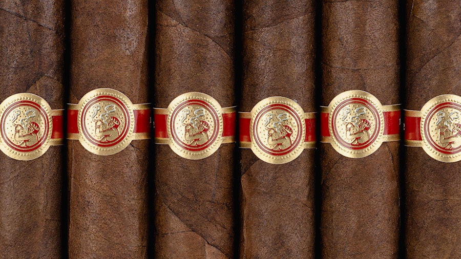Warped Releasing Venture 1492 Gran Corona