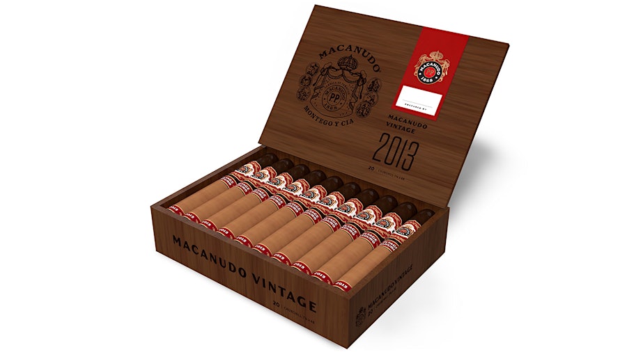 A Macanudo With A Vintage Broadleaf Wrapper