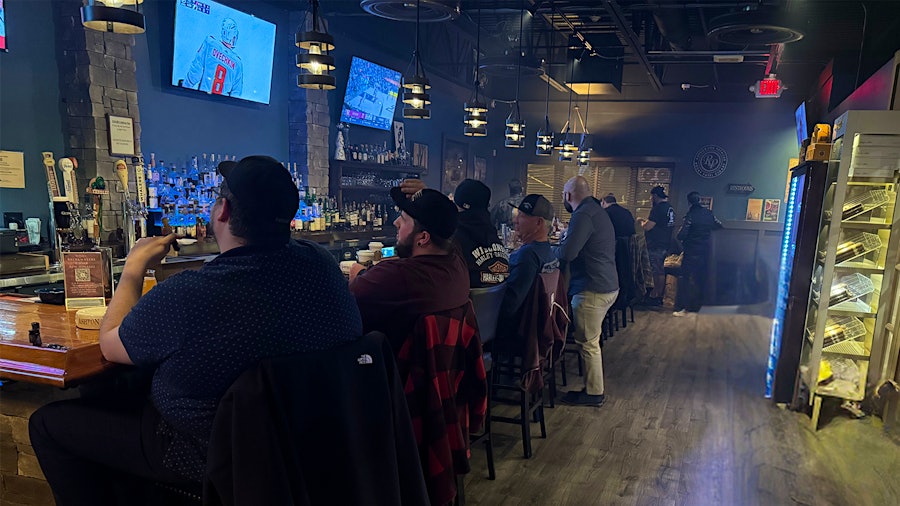 Breakwaters Cigar &amp; Whiskey Lounge