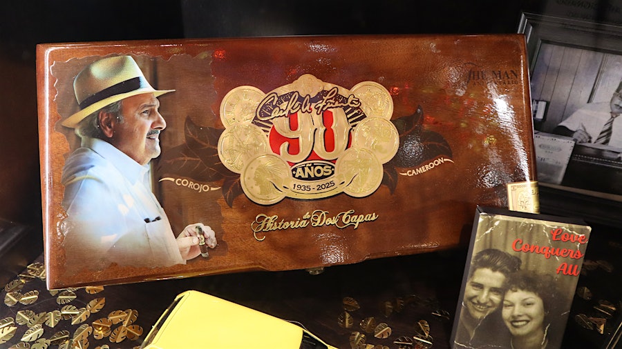 Don Carlos 90 A&ntilde;os