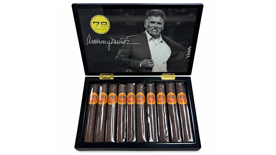 La Aurora To Release A New Cigar Honoring Pro Football Hall Of Famer Anthony Muñoz