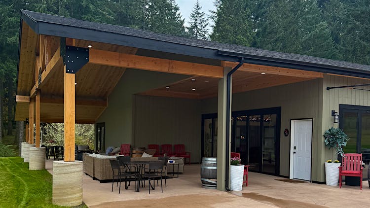 A Communal Cigar Sanctuary In The Pacific Northwest
