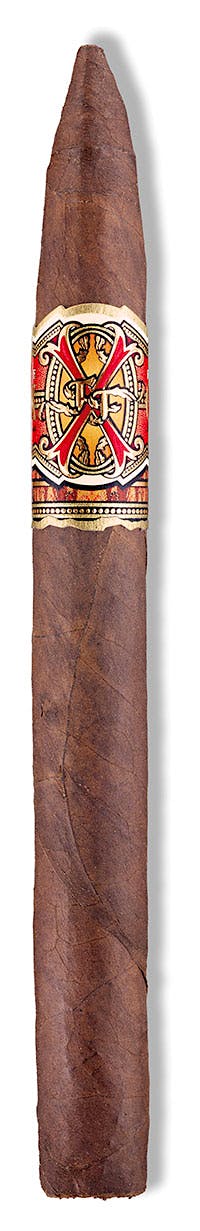 Fuente Fuente OpusX Petit Lancero